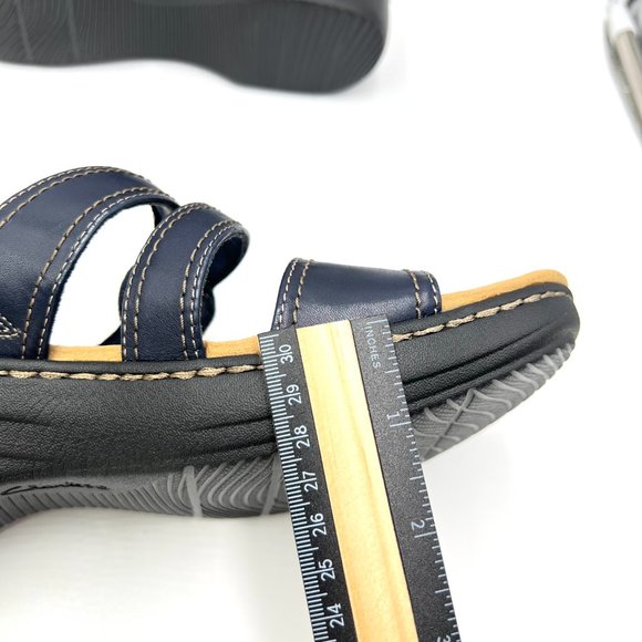 Clarks Size 11 Merliah Coral Navy Blue Leather Low Wedge Slip On Sandals Shoes - Picture 14 of 15